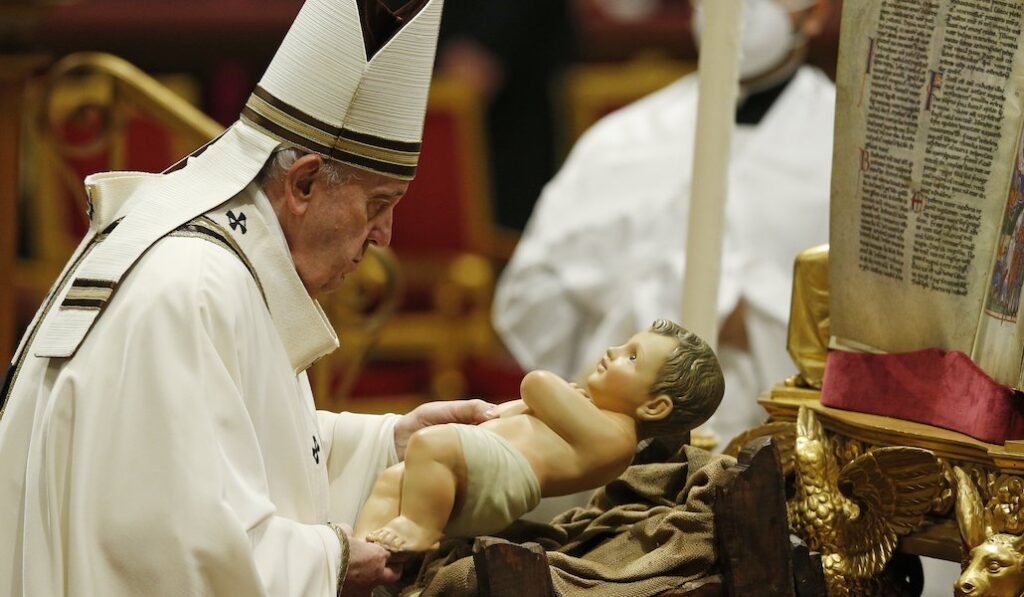 El Papa En La Misa Del Gallo No M S Muertes En El Trabajo Alfa Y