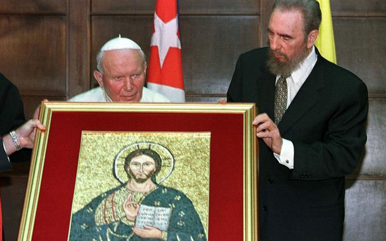 El Papa Juan Pablo II con Fidel Castro