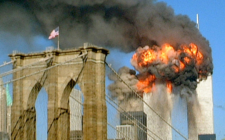 Atentado contra las Torres Gemelas el 11 de septiembre de 2001