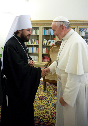 El Papa recibe por segunda vez al Metropolita Hilarión, el 12 de noviembre de 2013