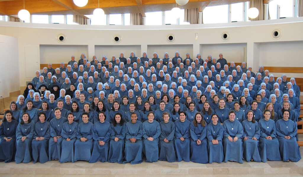 Imagen de grupo de las religiosas.