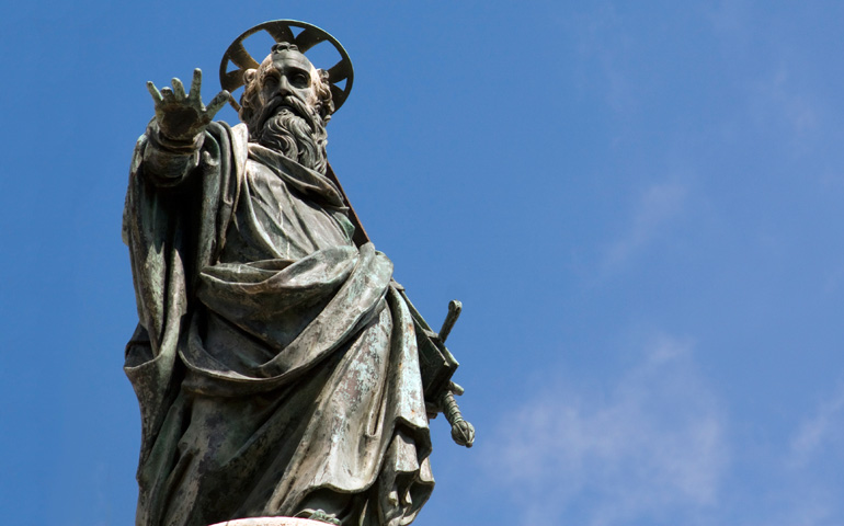 ‘San Pablo’. Columna de Marco Aurelio, en ‘piazza Colonna’ de Roma (Italia)