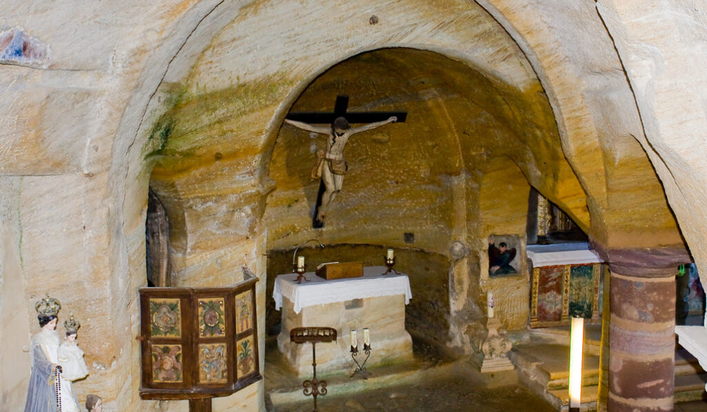 Interior de la Iglesia de Olleros de Pisuerga