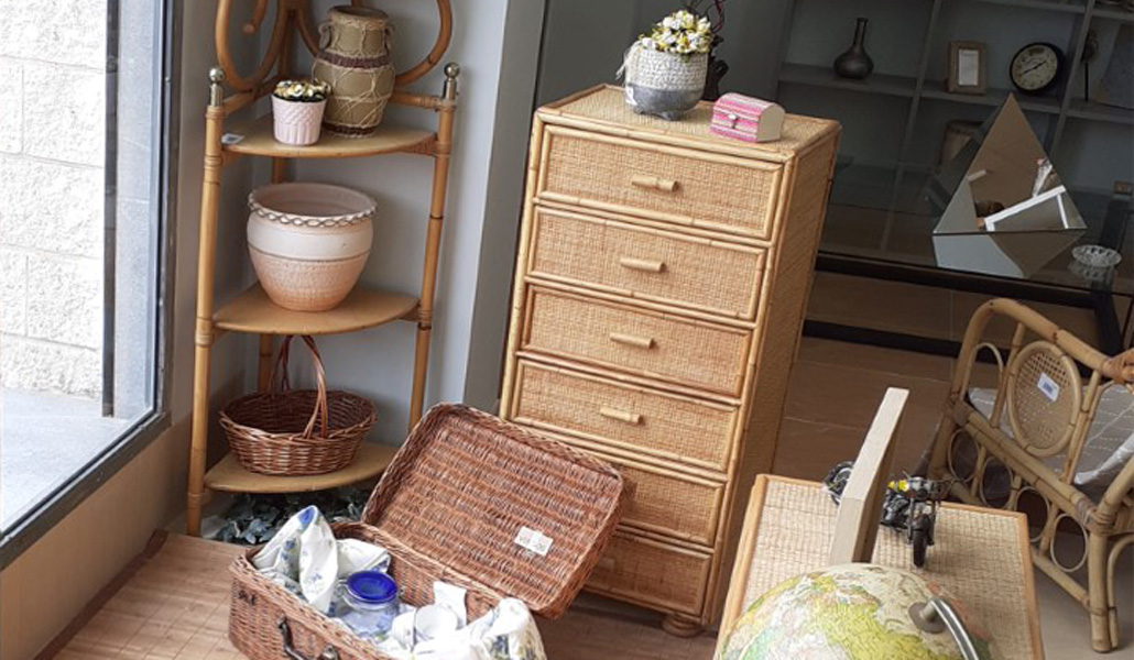 Una segunda vida para muebles y personas - Alfa y Omega