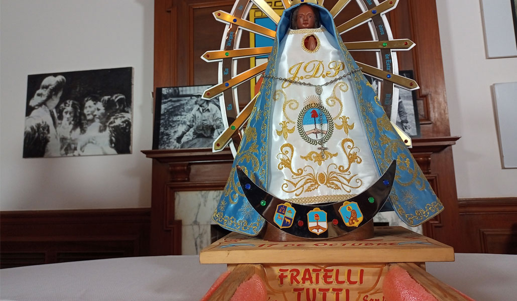 Peregrinan 100 kilómetros con la Virgen de Luján a hombros por Fratelli  tutti - Alfa y Omega