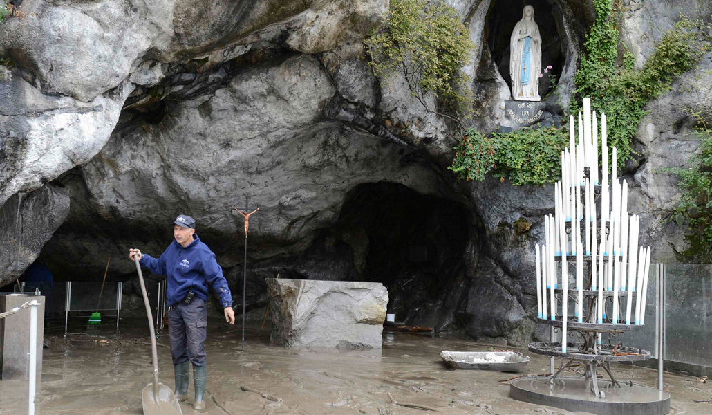 Lourdes inundada