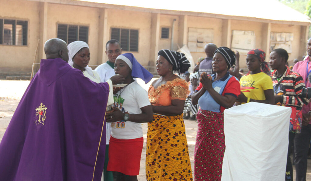 Tercer Sacerdote Secuestrado En Nigeria En Cinco D As