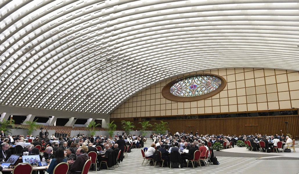 Aula Pablo VI durante la asamblea sinodal