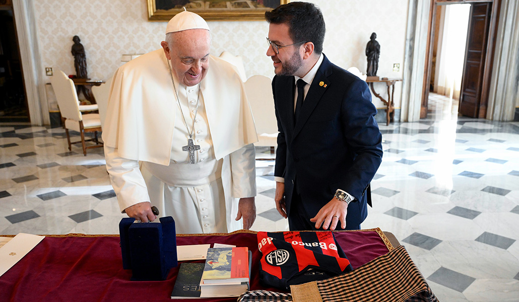 Encuentro del Papa Francisco con Pere Aragonès