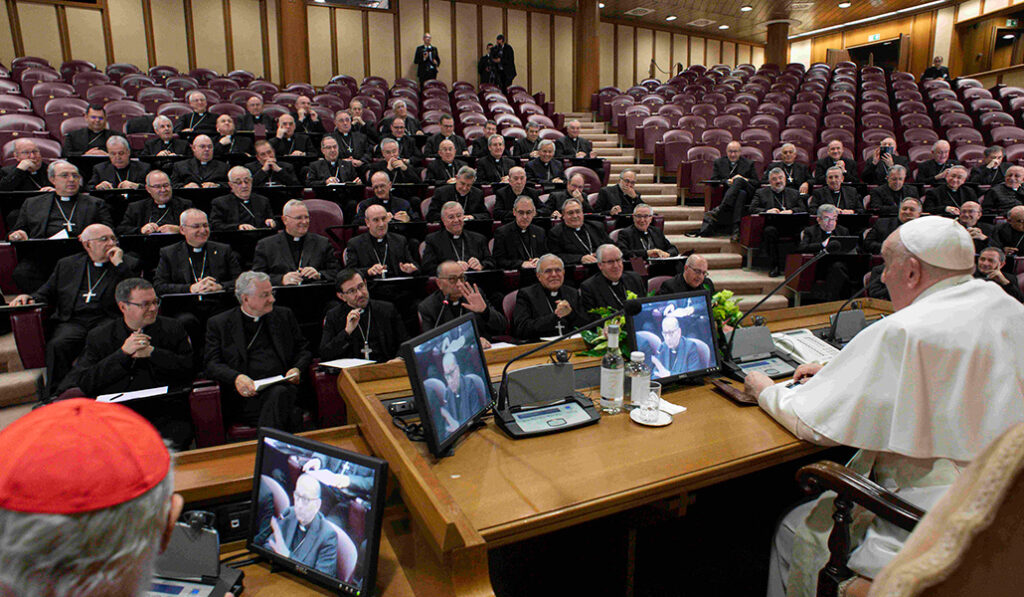 El Papa Francisco con los obispos españoles el 28 de noviembre
