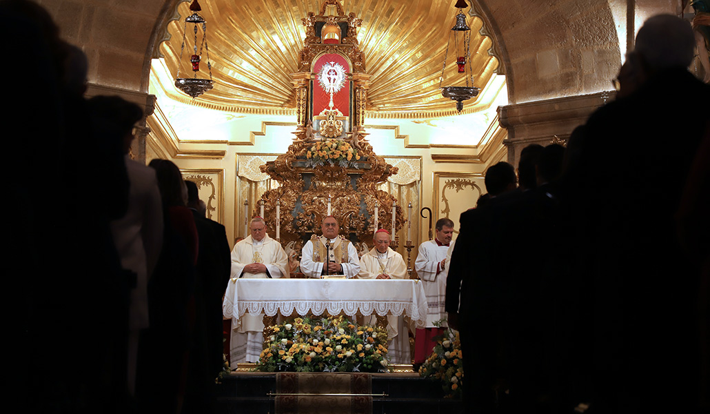 El arzobispo de Granada ha presidido la apertura solemne del Año Jubilar