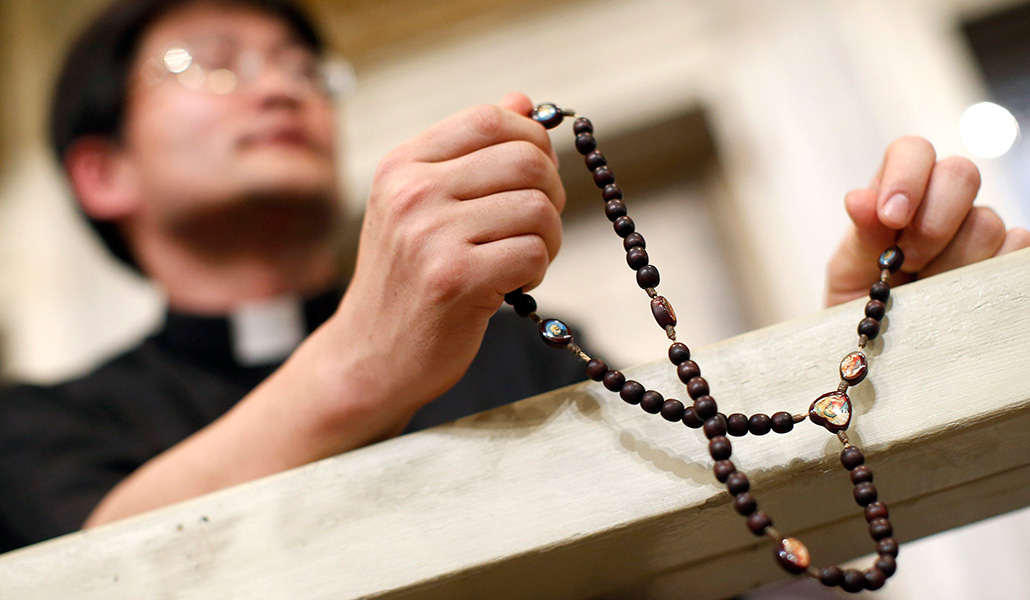 La Fundación CARF ayuda a la formación de sacerdotes, seminaristas y religiosos