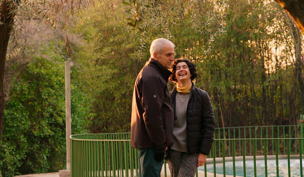 Augusto Góngora y Paulina Urrutia viven su relación de pareja con la amenaza de la enfermedad