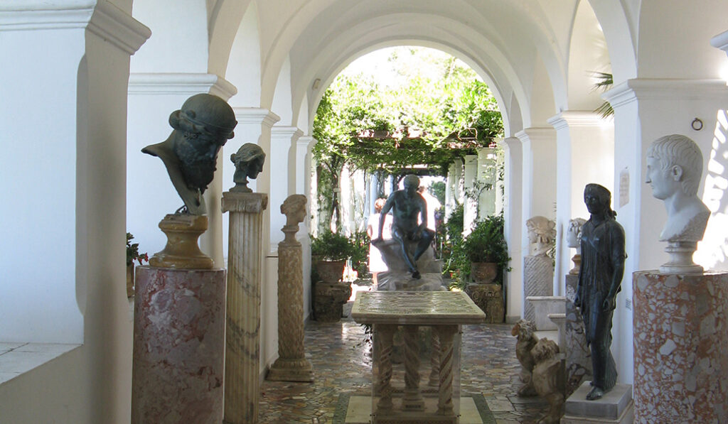 Peristilo en la Villa San Michele de Capri