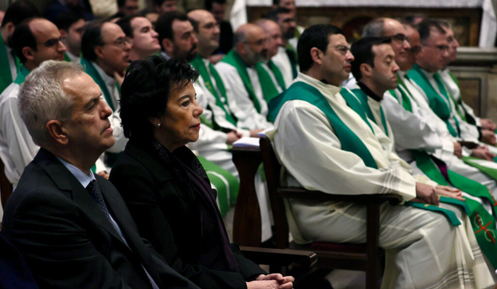 La embajadora ante la Santa Sede, Isabel Celaá, en un momento de la ceremonia