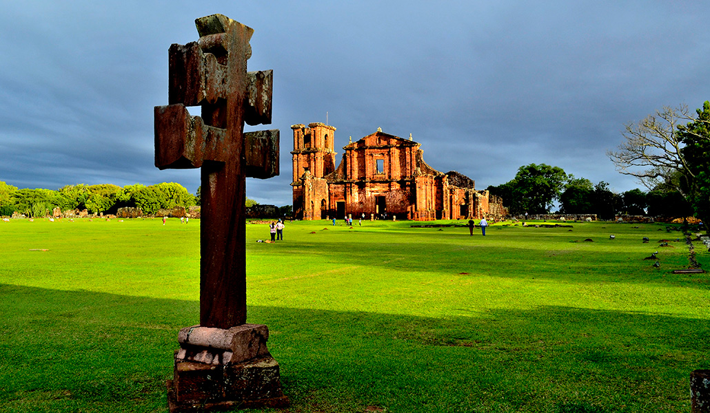 Ruinas jesuíticas de San Miguel Arcángel en la ciudad de São Miguel das Missões, en Rio Grande do Sul, Brasil