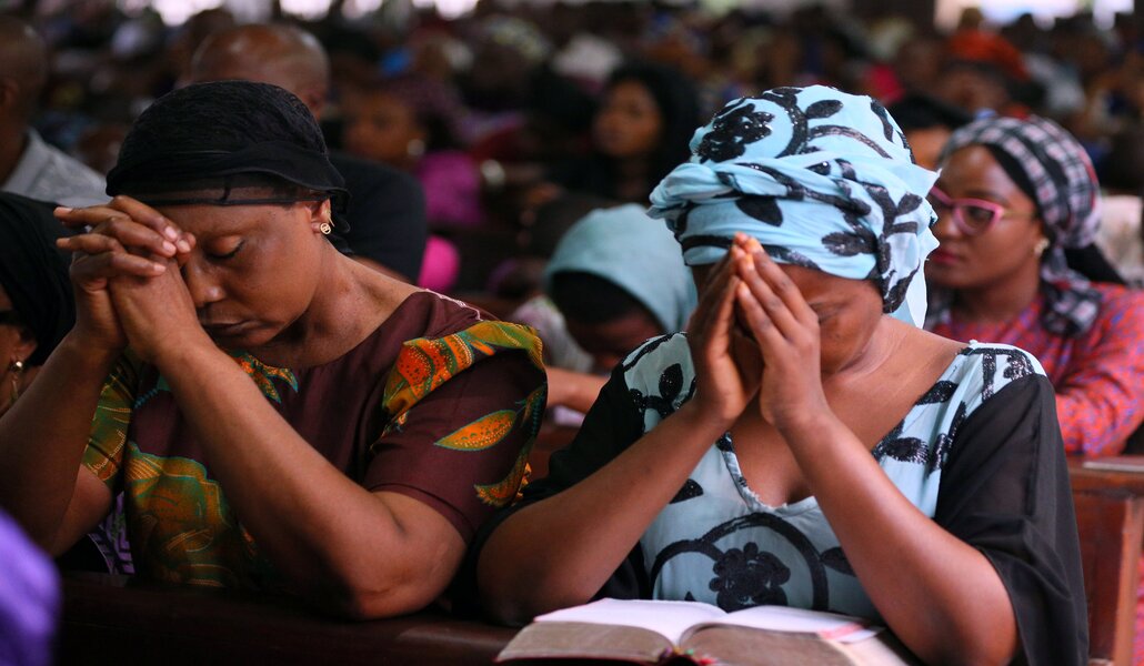 Fieles católicos en Nigeria