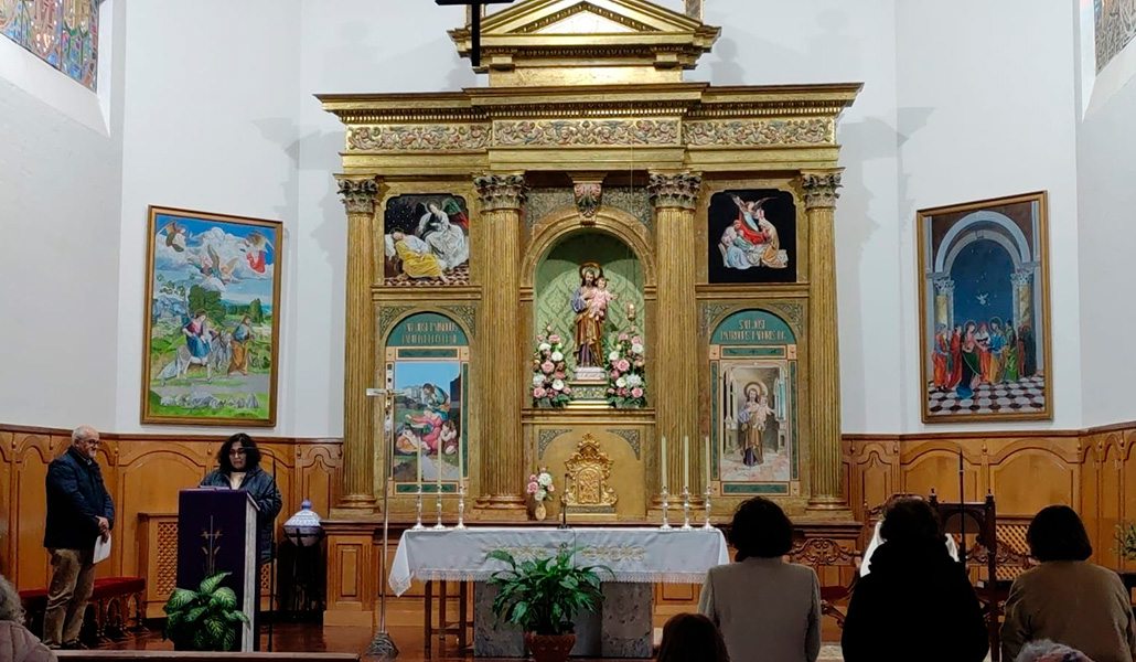 Altar mayor de la parroquia Patrocinio de San José en Talavera de Reina (Toledo)