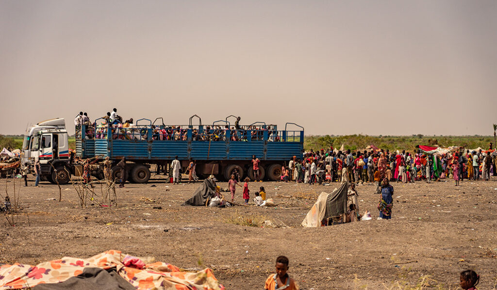 La OIM gestiona los camiones que transportan a los desplazados desde Joda hasta Renk