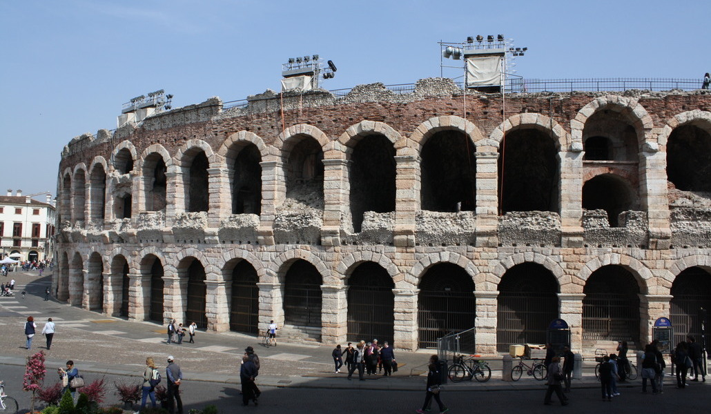 La Arena de Verona acogerá el encuentro por la paz al que asistirá el Papa