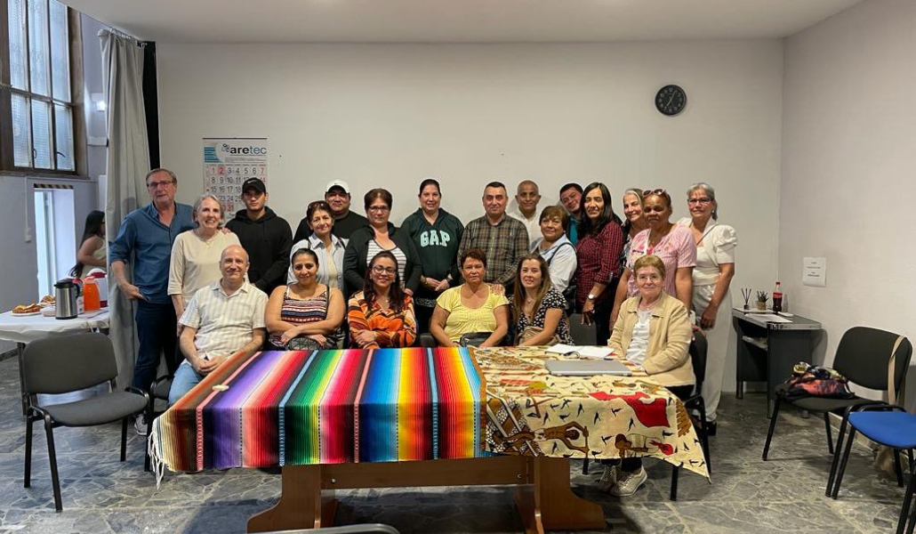 Los cafés-encuentro de la diócesis de Zaragoza crean lazos con la comunidad migrante
