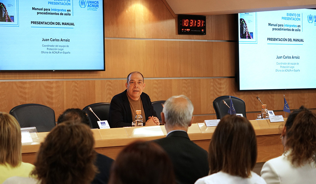 El coordinador del equipo de Protección Legal de ACNUR España, Juan Carlos Arnaiz, durante la presentación del manual este miércoles en Madrid