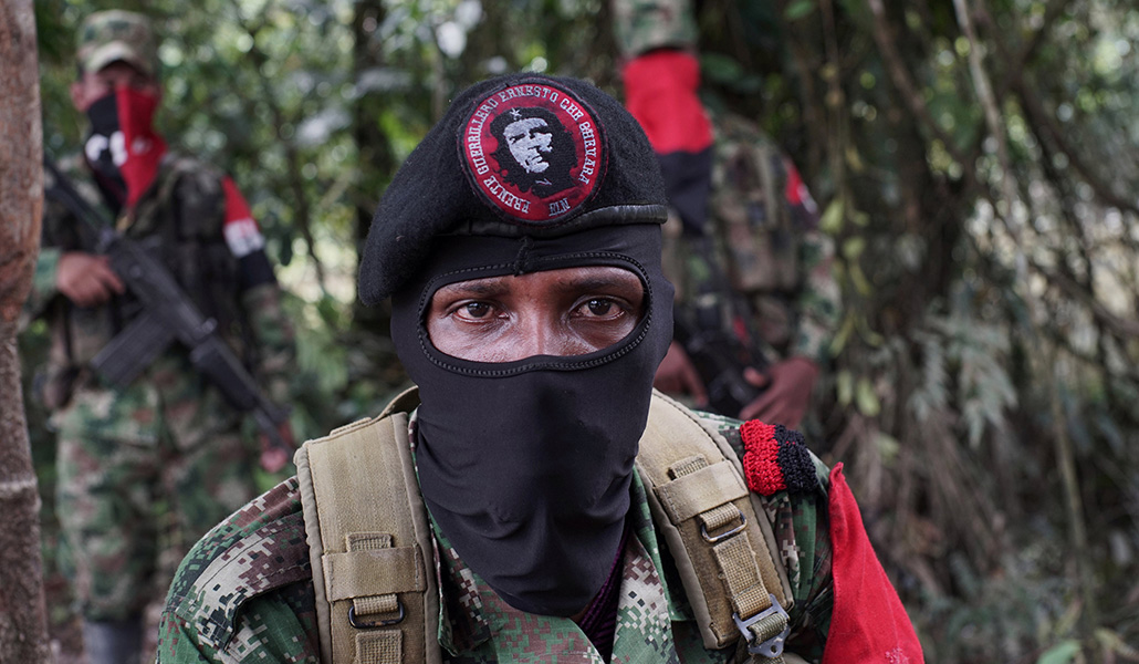 Miembros del Ejército de Liberación Nacional (ELN) en las selvas del noroeste de Colombia