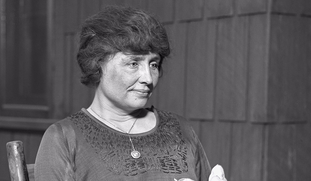 Helen Keller llegó a dominar cinco idiomas a lo largo de su vida, además del braille