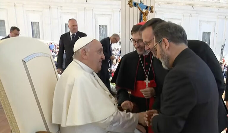 El Papa saluda a los nuevos obispos auxiliares electos de Madrid