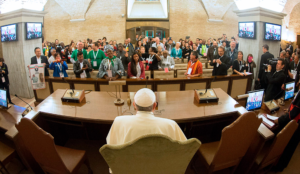 Francisco preside el Encuentro Mundial de Movimientos Populares de 2014