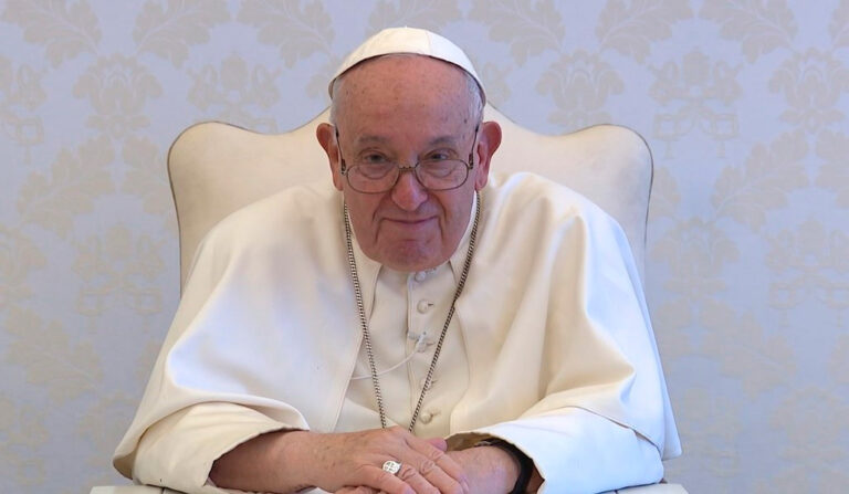 El Papa Francisco durante el videomensaje