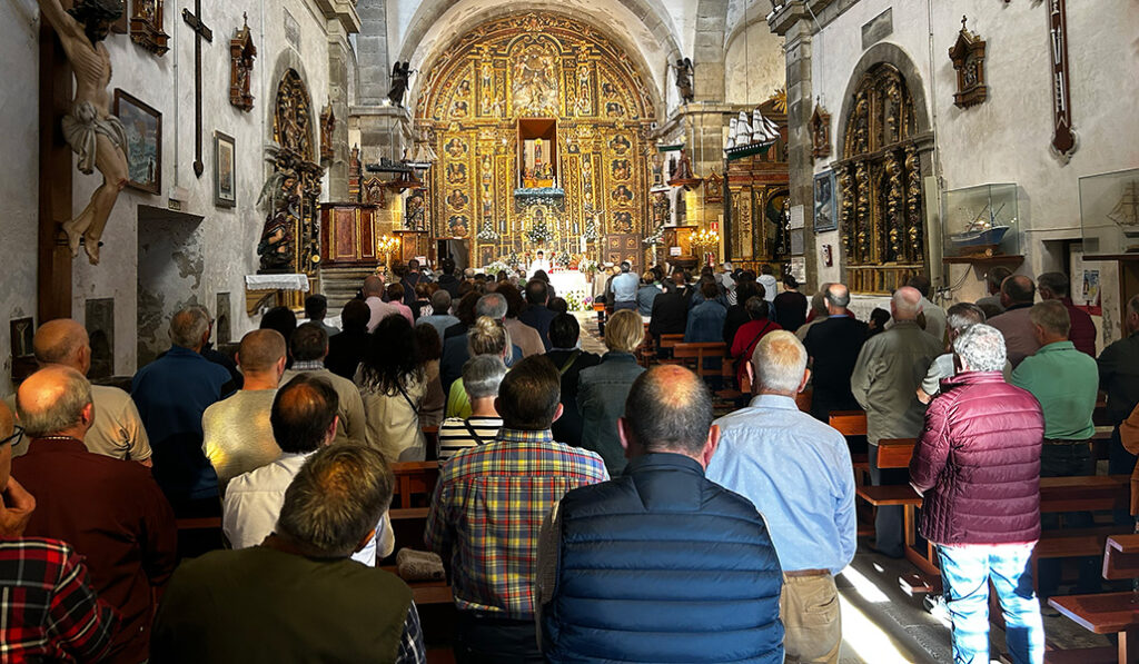 En el interior del templo podemos encontrar muchos de estos exvotos