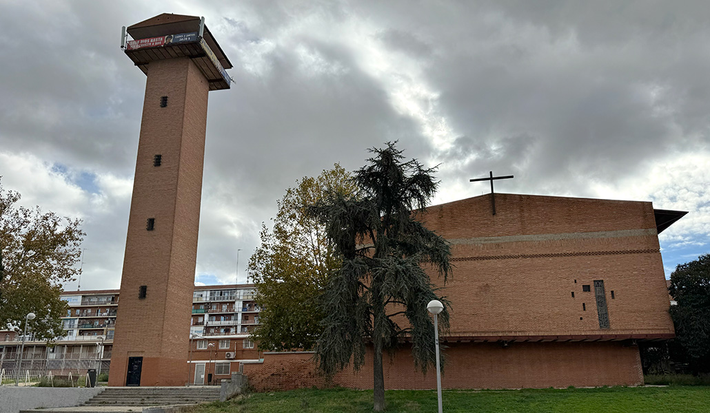 San Martín de Porres se levanta en medio de la zona más marginal de la UVA