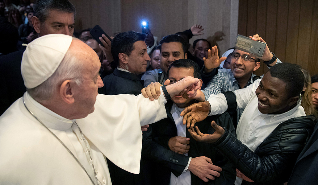 El Santo Padre durante una visita a la Lateranense, en marzo de 2019