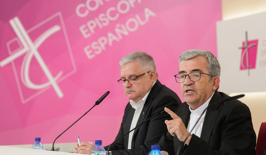 Los presidentes de la CEE y la CONFER en la Asamblea Plenaria de julio