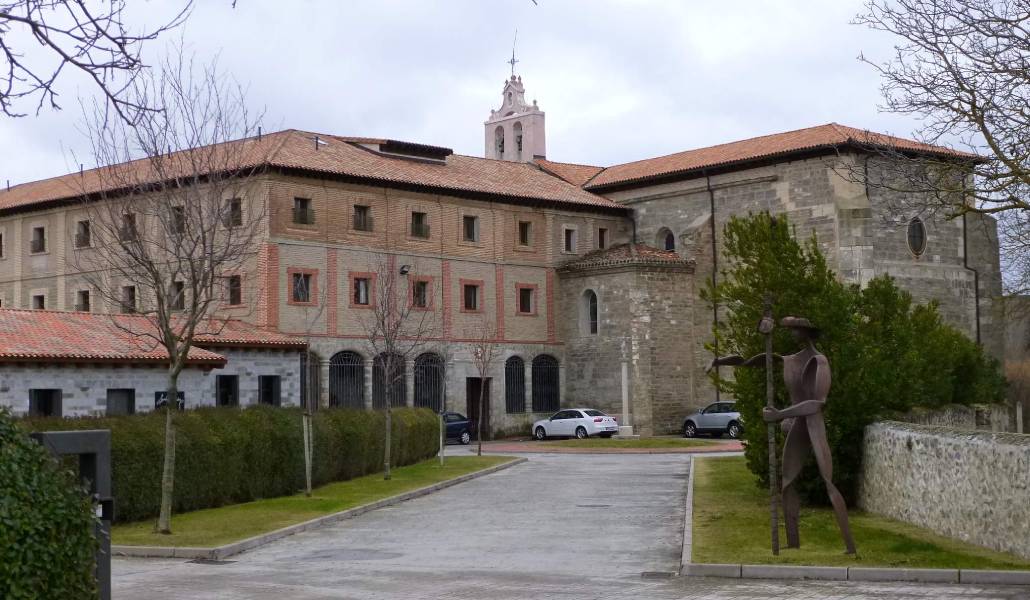 Fachada exterior del monasterio de Belorado