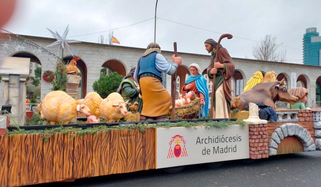 Imagen de la carroza del Arzobispado de Madrid en la cabalgata de Reyes