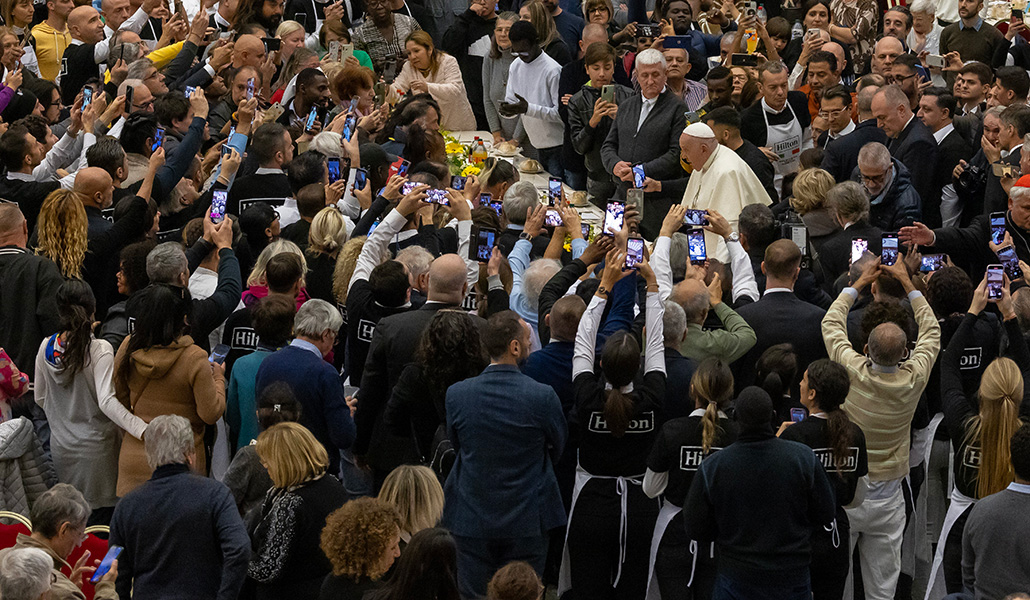 El Papa durante una Jornada Mundial de los Pobres.