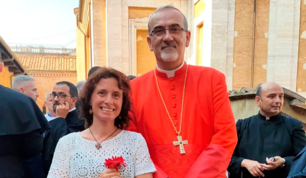 María Ruiz con el cardenal Pizzaballa