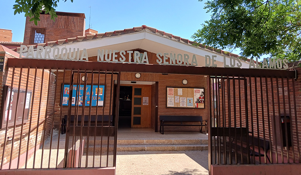 Las puertas del templo están abiertas casi todo el día