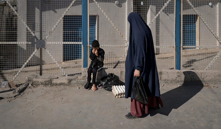 Rehaily en el campamento.