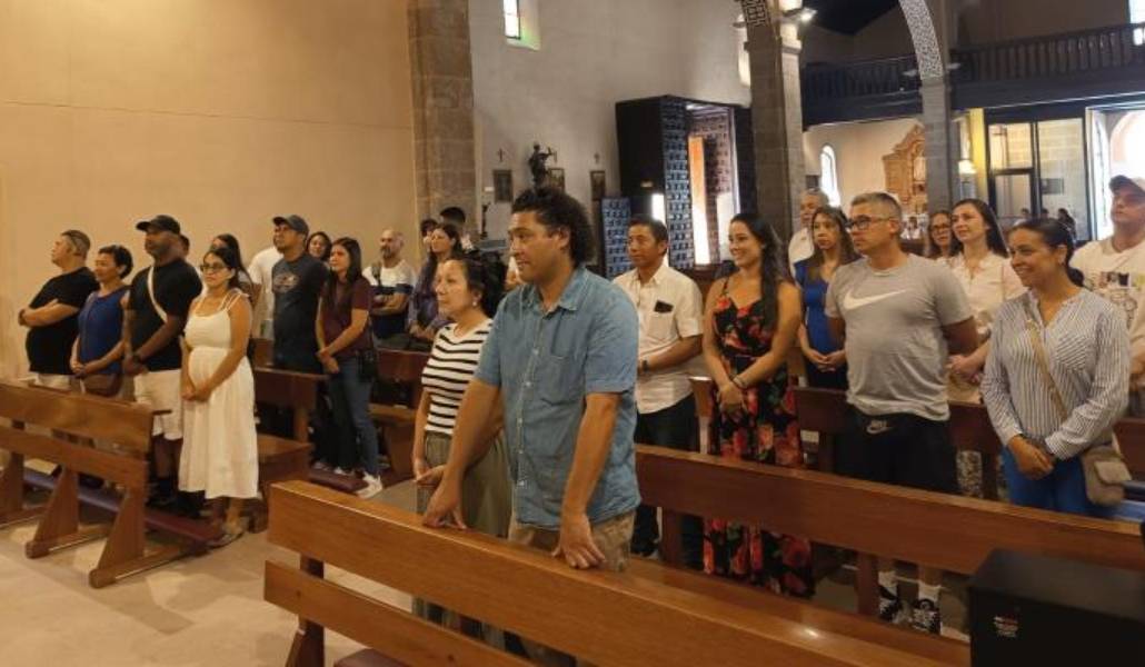 Las parejas se preparan para la macroboda de este viernes