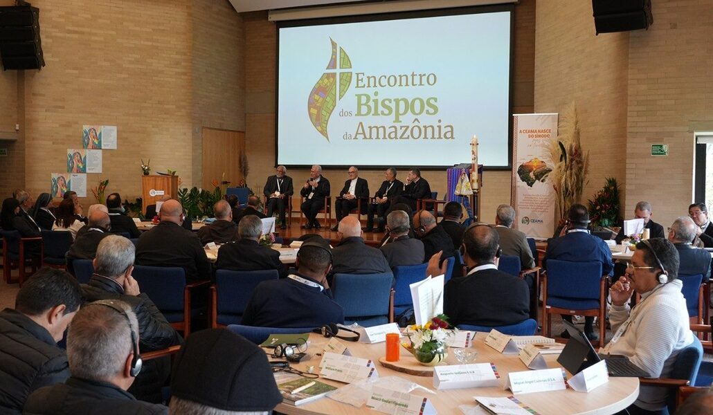 Obispos amazónicos reunidos en Bogotá.