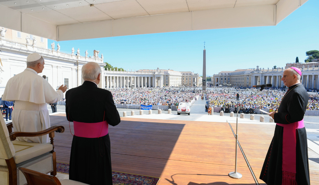 El Santo Padre durante el discurso a los juristas