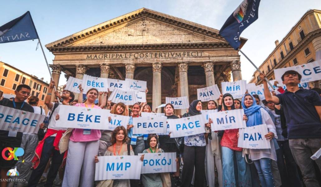 Los jóvenes durante el encuentro
