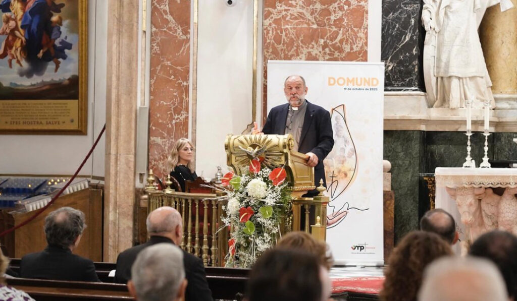 Calderon presenta a Cotelo pregonero del Domund