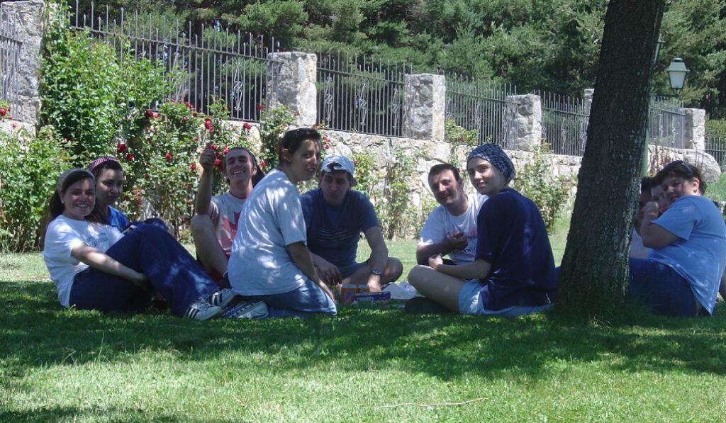 Un momento de descanso durante los campos de trabajo