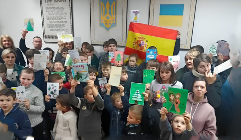 Llegada a Ucrania de cartas de los niños de Radio María.