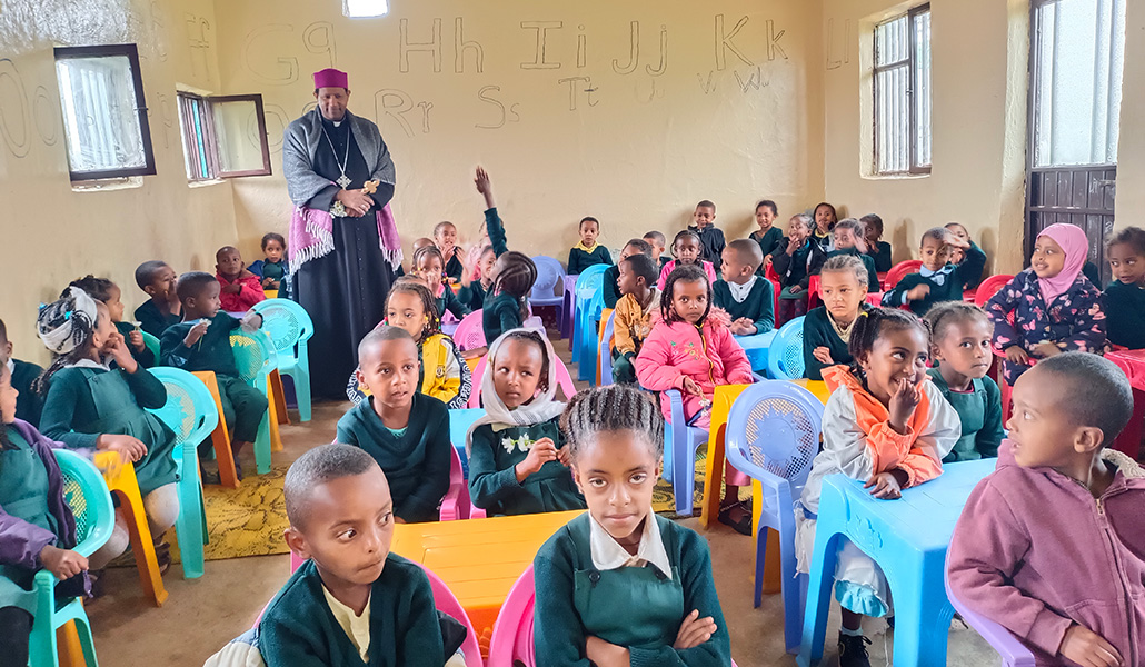 El obispo en un proyecto educativo de la Iglesia.