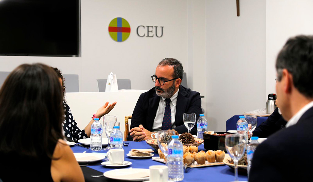 Un momento del encuentro informativo